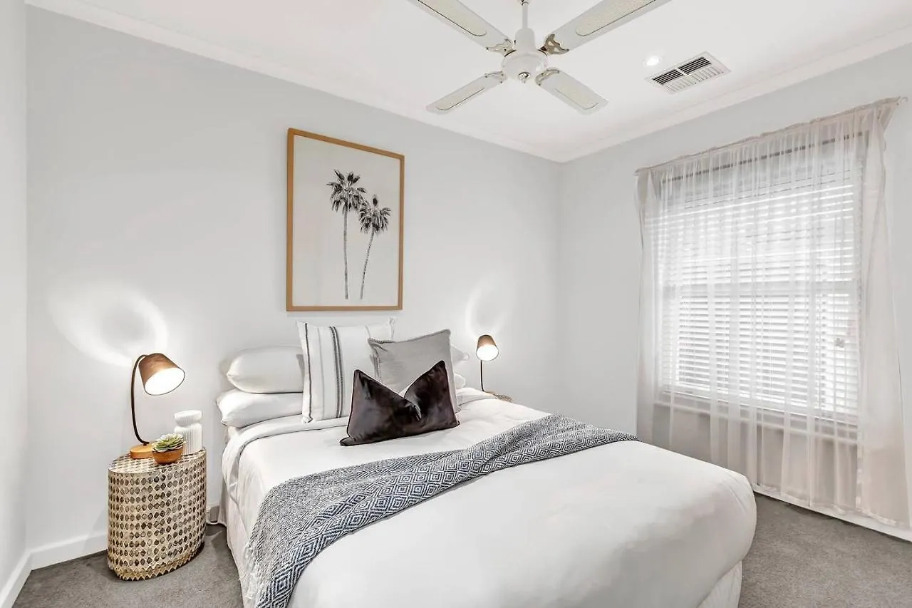 Holiday home Waves And Walks - Close To Beach And Local Boutiques Adelaide
